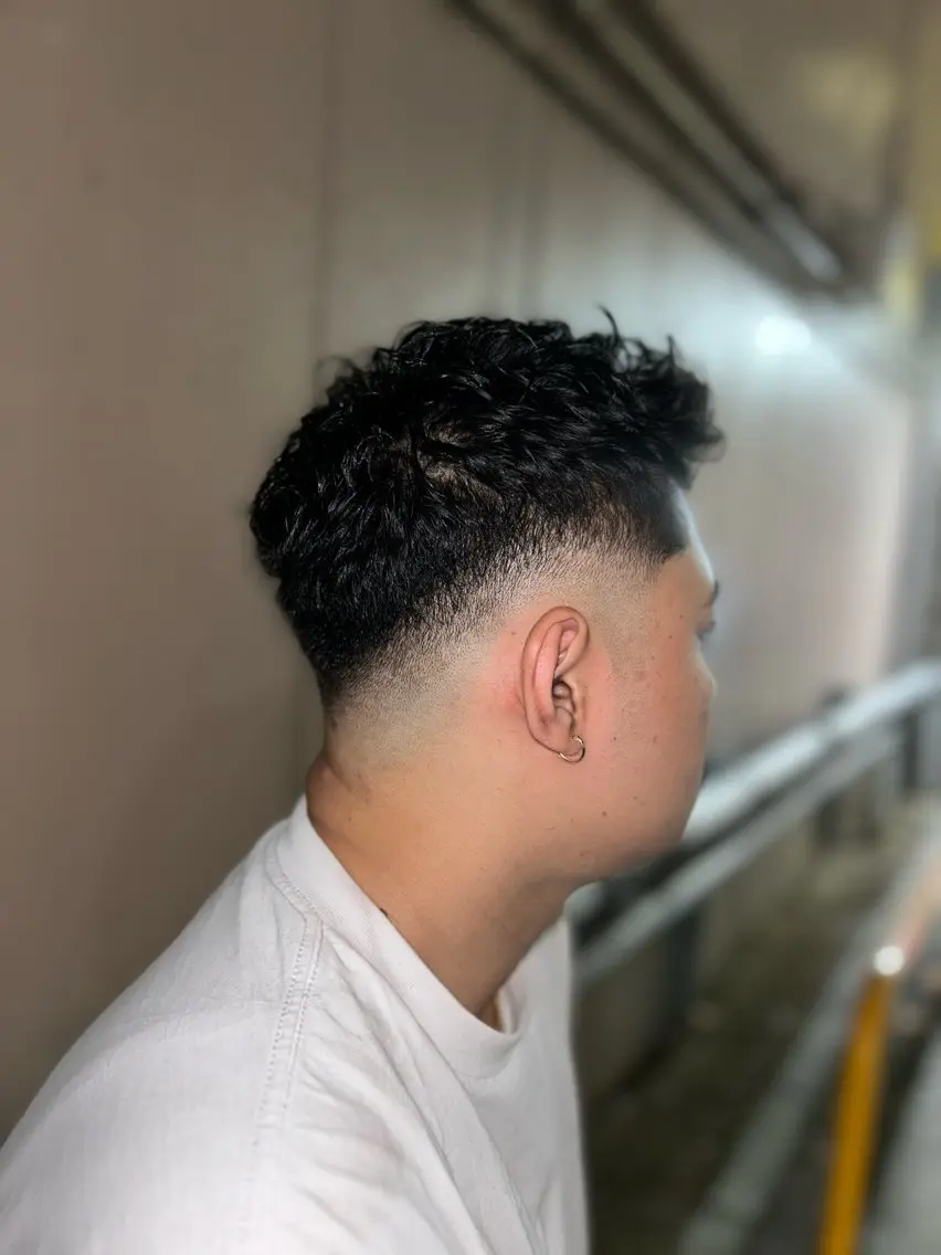 ショート 仙庭 風輝のヘアスタイル