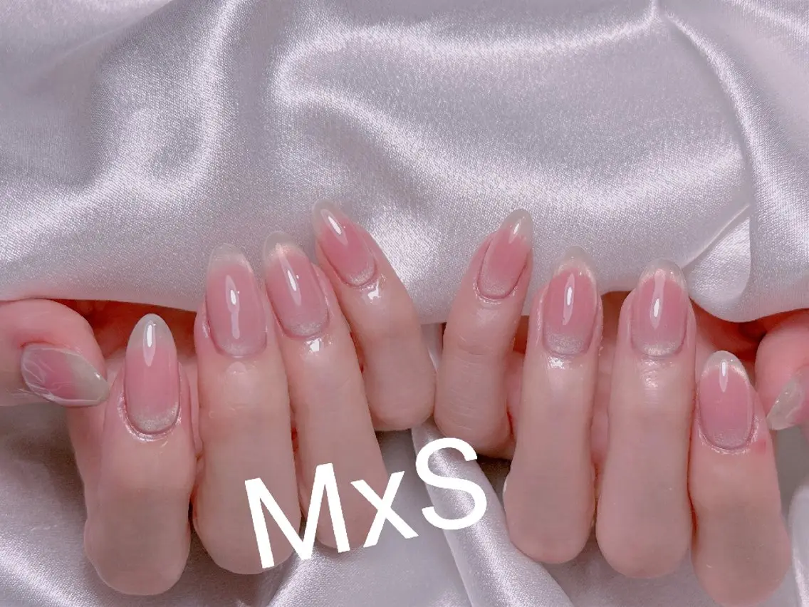 ネイル チークネイル ハンドネイル MxS リィリィのネイルデザイン