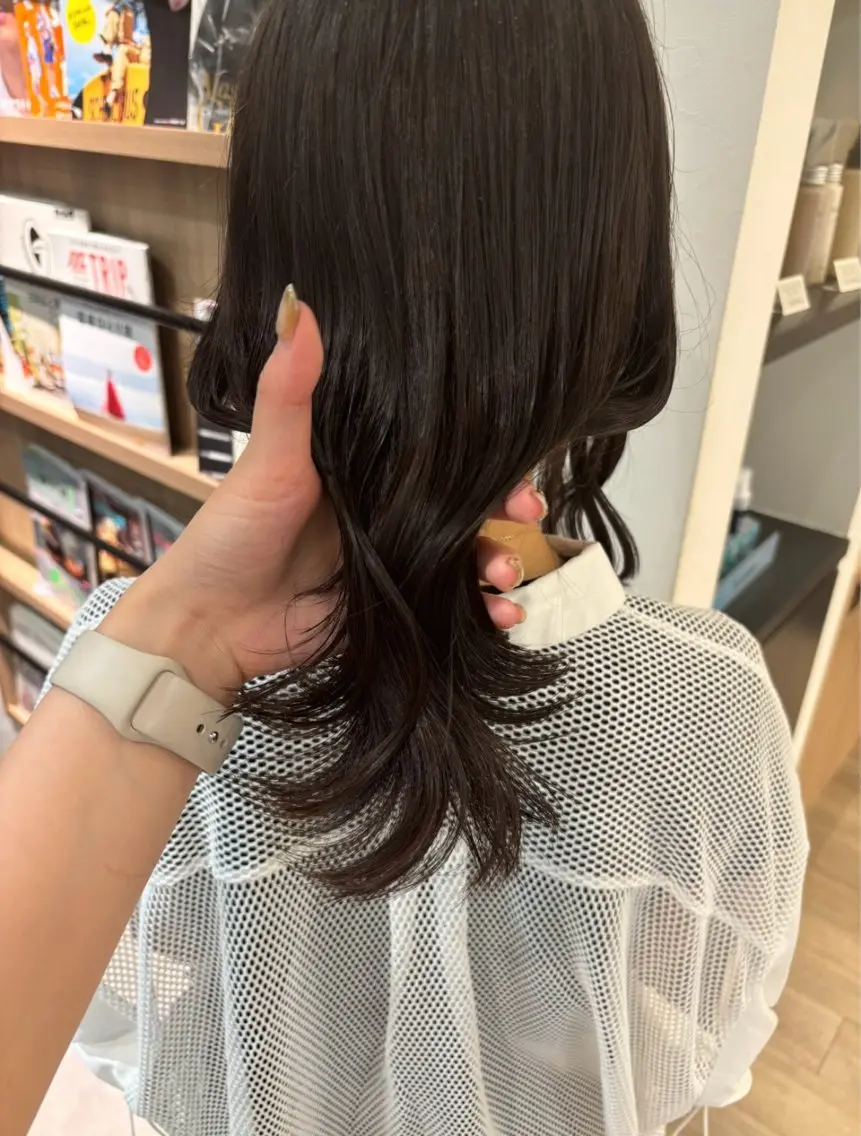 ミディアム モテ髪🫧赤み消し カラー表参道きょうこのヘアスタイル