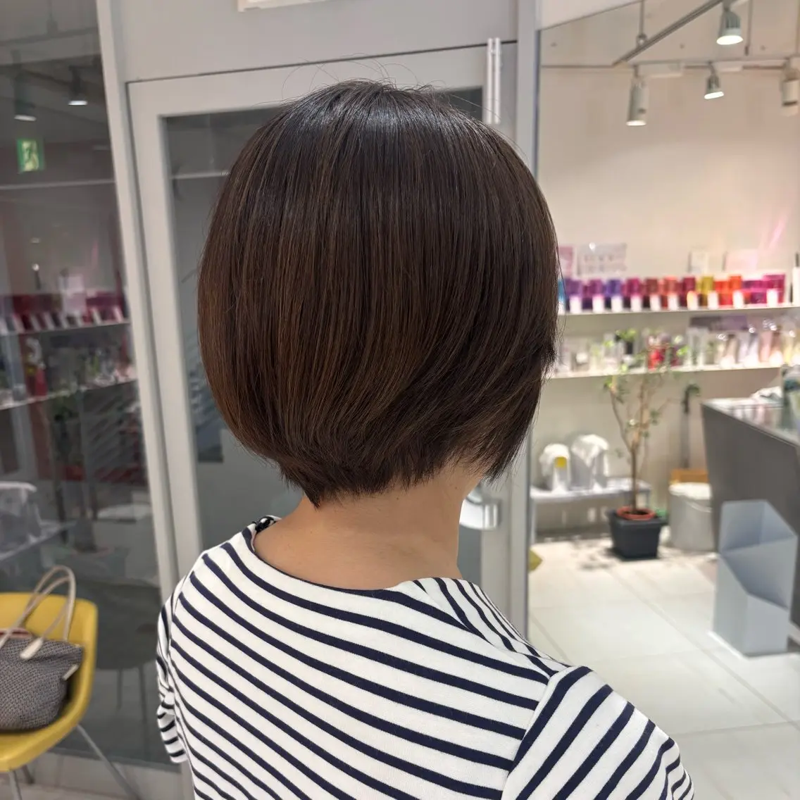 カラー 林 彩音のヘアスタイル