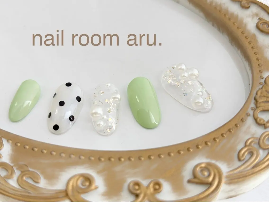 ネイル ハンドネイル nail room aru.のネイルデザイン