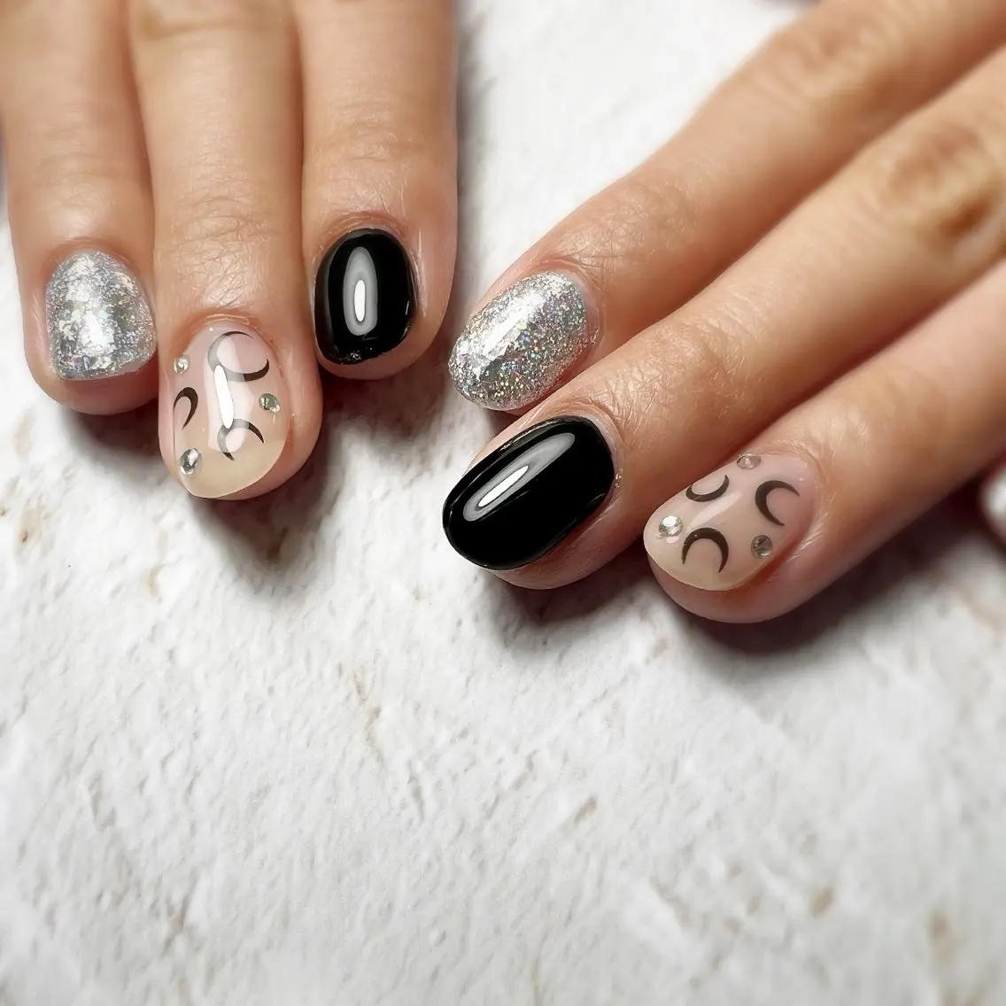ネイル ハンドネイル フットネイル NAILsalon Laki(ラキ)のネイルデザイン