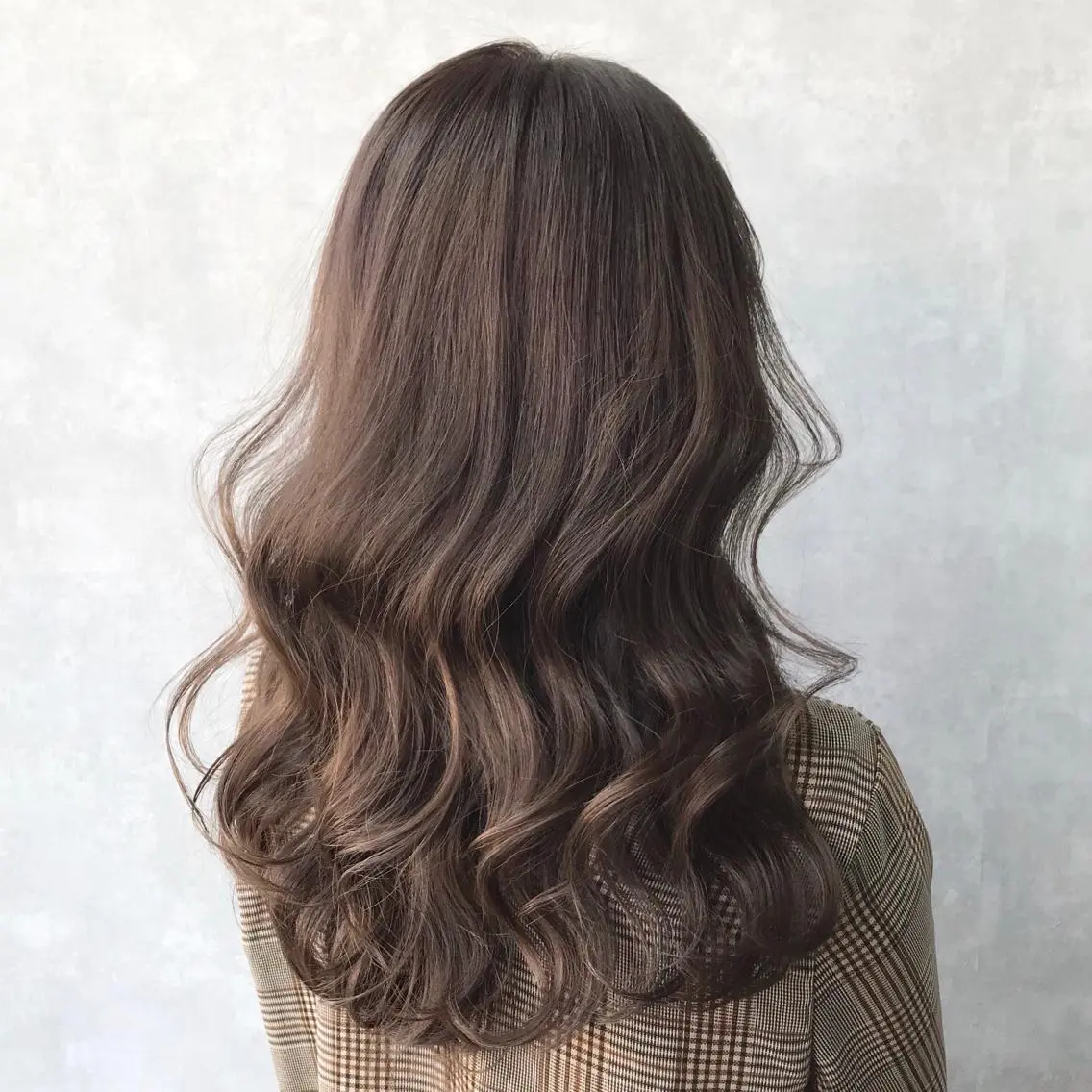 ロング カラー ブリーチ グレージュ K-POP好き美容師 🇰🇷Kai.Yのヘアスタイル