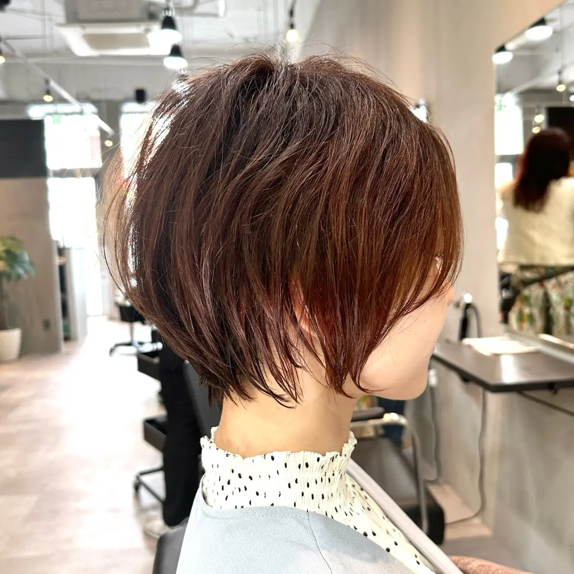 ショート ツヤ髪レイヤー/ 顔まわり/kokiのヘアスタイル