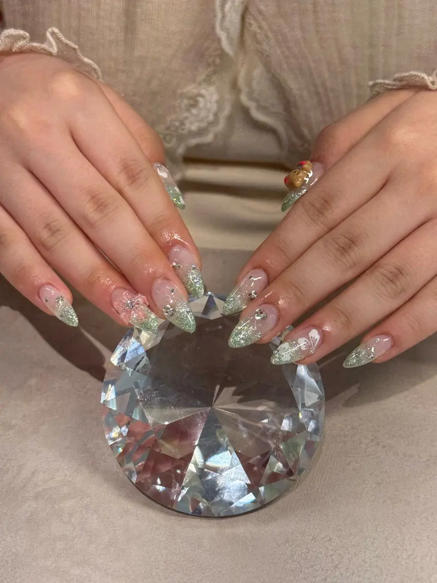 ネイル フラッシュネイル ハンドネイル WOLTOKYO渋谷 yunaのネイルデザイン