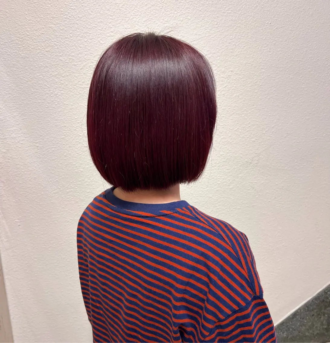 ショート カラー ブリーチ ブリーチなしカラー レッドカラー カット ヘアカラー 🌼こやま かおり🌼のヘアスタイル