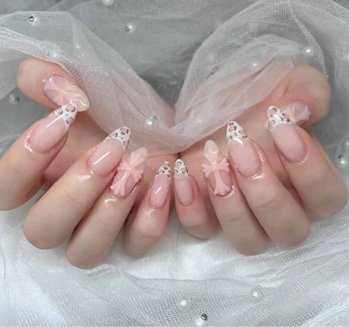 ネイル ハンドネイル 🎀PG🩵 ネイルサロンのネイルデザイン