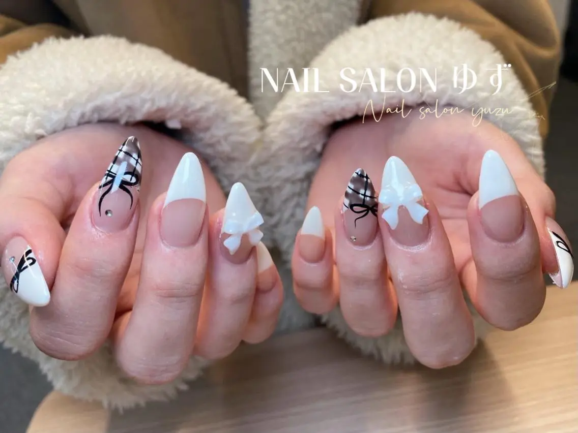 ネイル 長さ出し ハンドネイル MAKI💚💚💚 秋葉原.のネイルデザイン