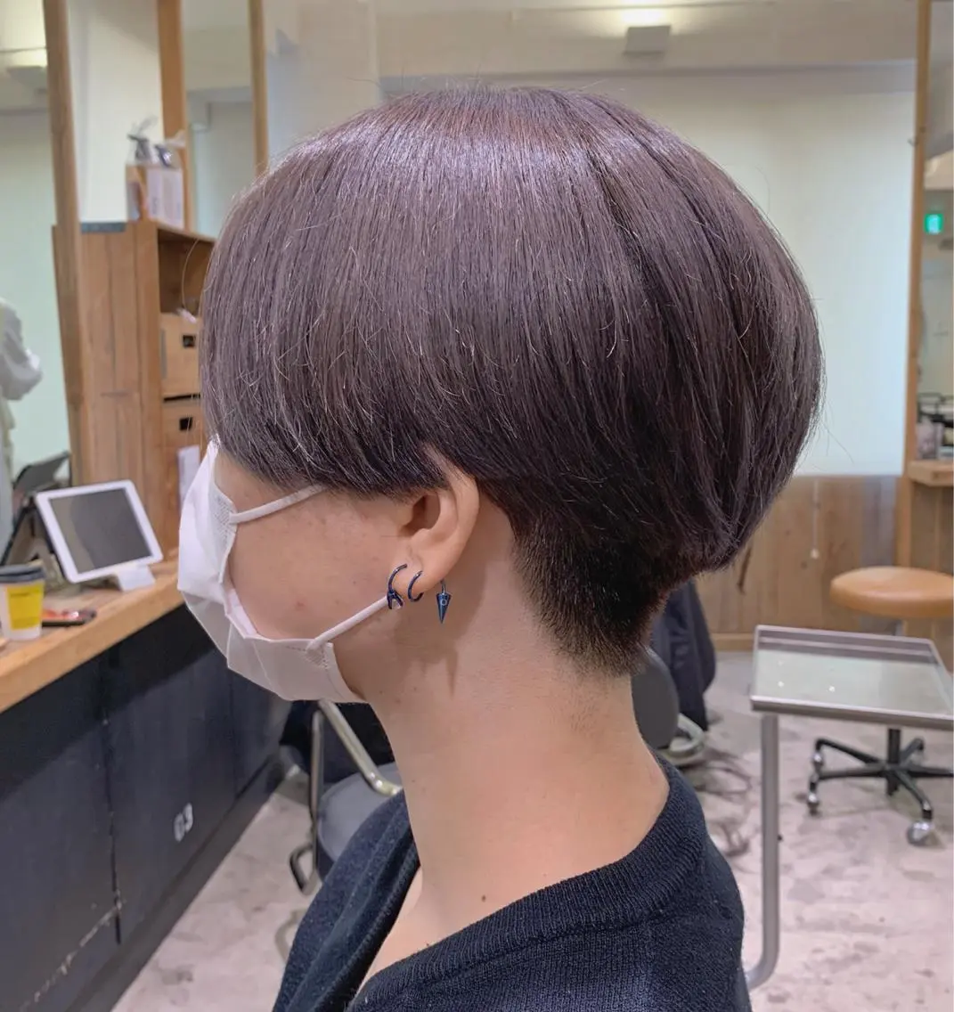 ショート カラー ブリーチ ヘアカラー トリートメント ノグチ ナツコのヘアスタイル
