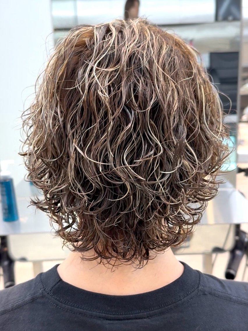 カラー ブリーチ ハイライトカラー 縮毛矯正 ヘアカラー あつき/パーマ/縮毛 /ブリーチ特化🌟のヘアスタイル