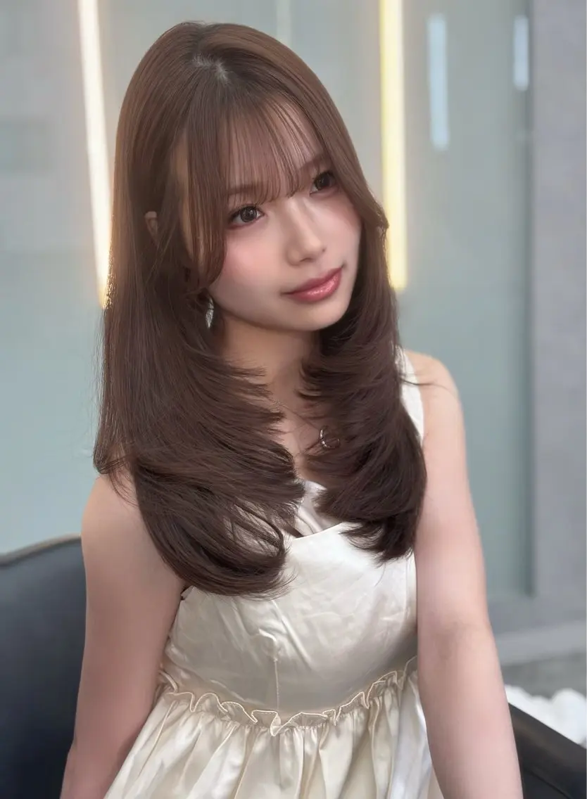 セミロング 韓国風ヘア レイヤーカット 似合わせカット カット ヘアカラー トリートメント 西尾 彩那のヘアスタイル