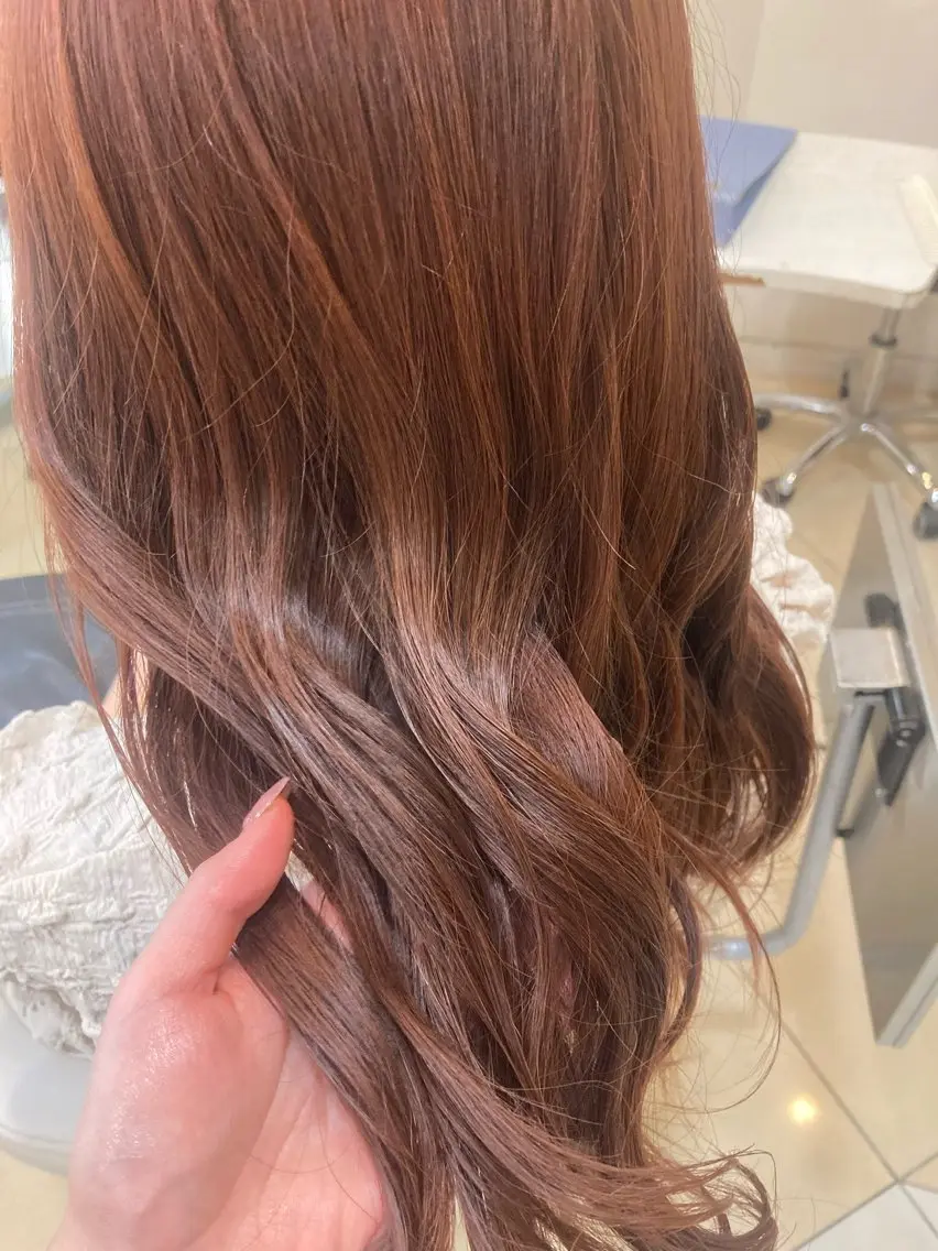 ロング オレンジブラウン ロング LiTA. はません 太田 瑠花のヘアスタイル