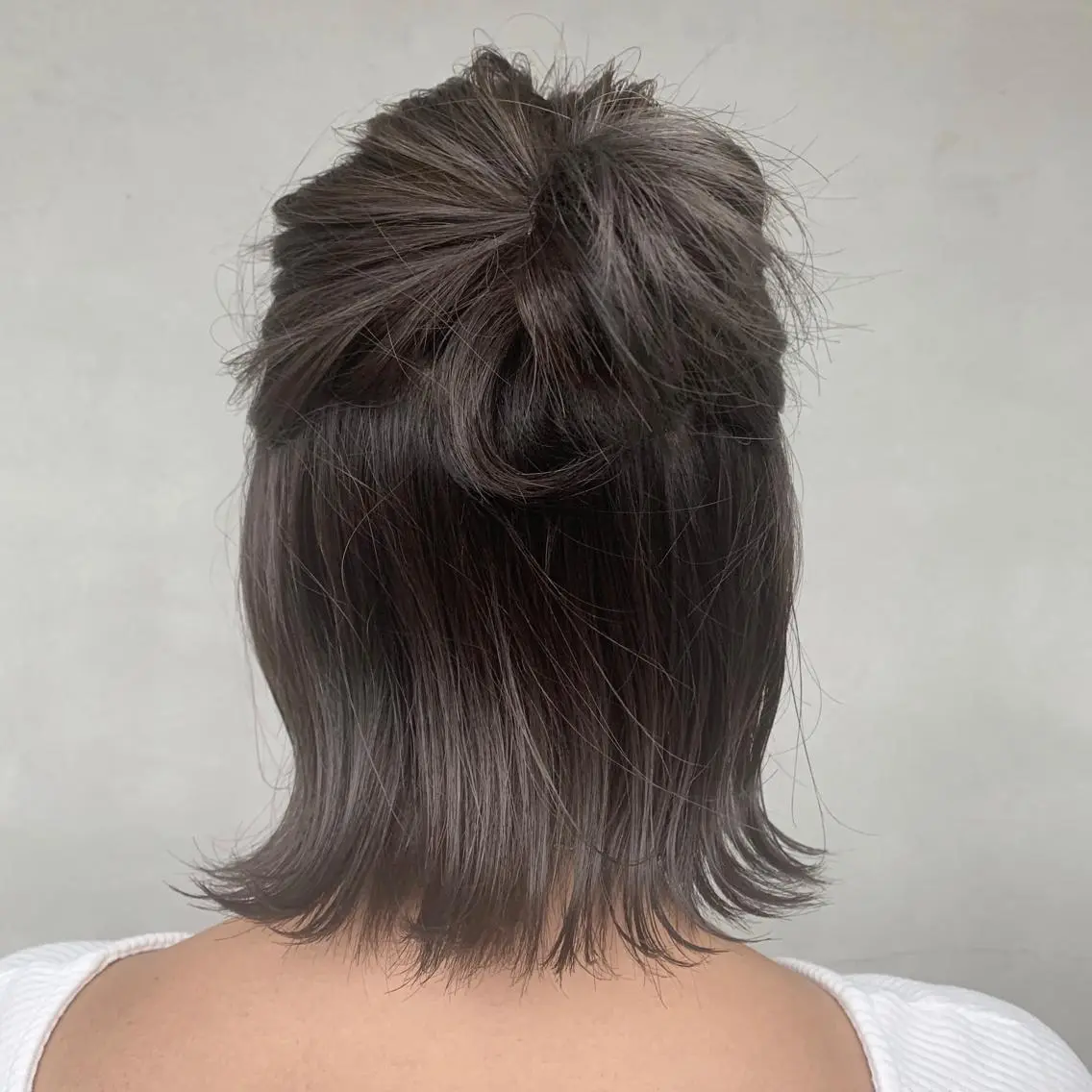 ミディアム カラー ヘアカラー トリートメント ︎︎🧸 ユリ ︎︎🧸のヘアスタイル