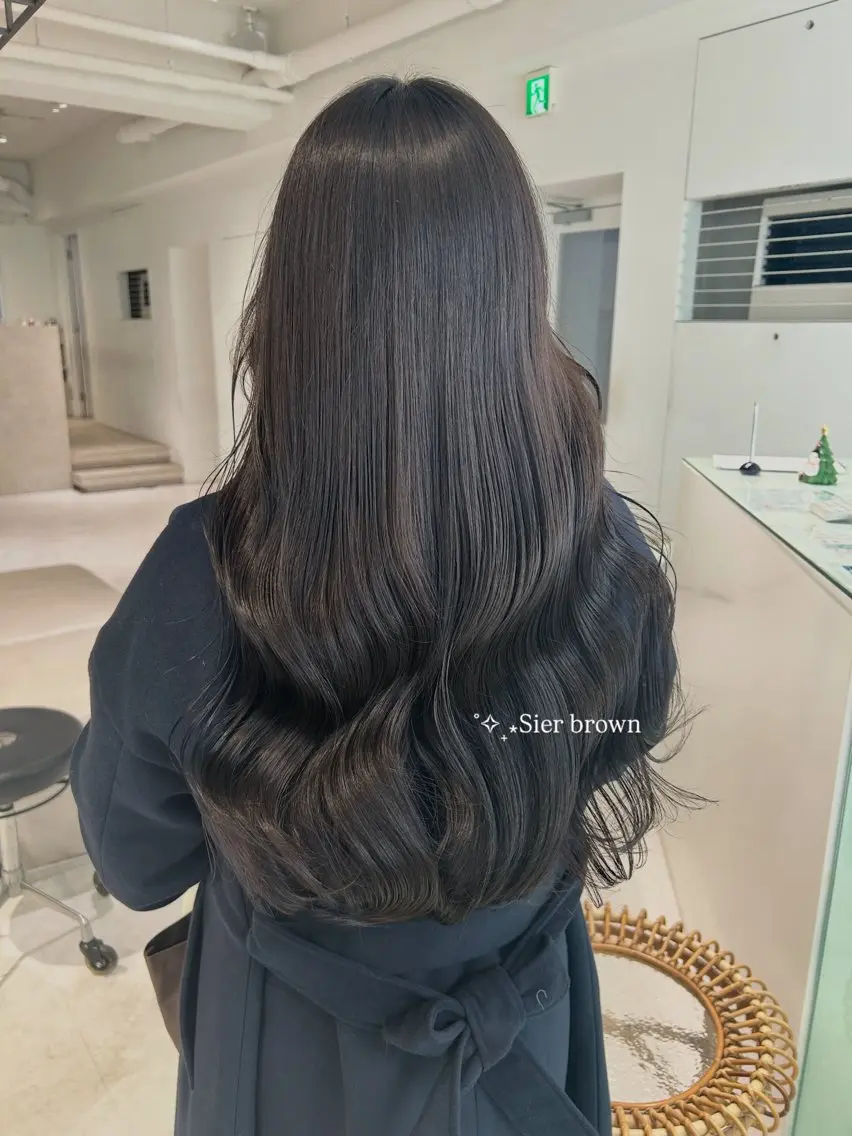 ロング ヘアカラー 透明感カラー✮*｡ﾟ ayunaのヘアスタイル