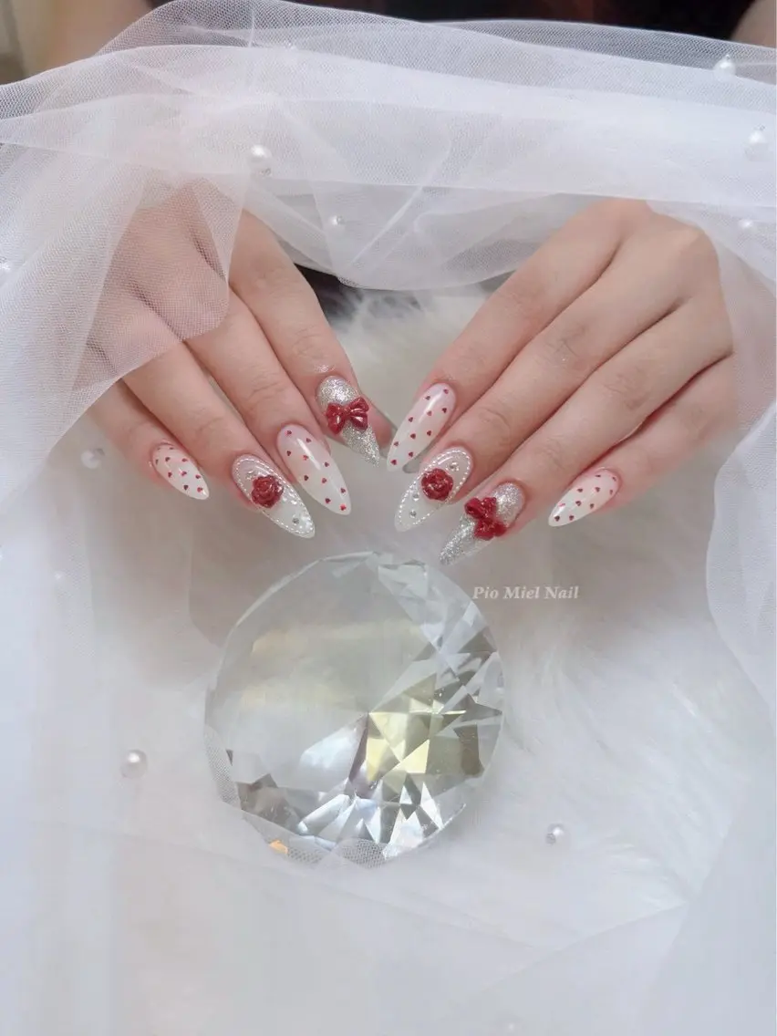 ネイル ハンドネイル HANA 長さだしのネイルデザイン