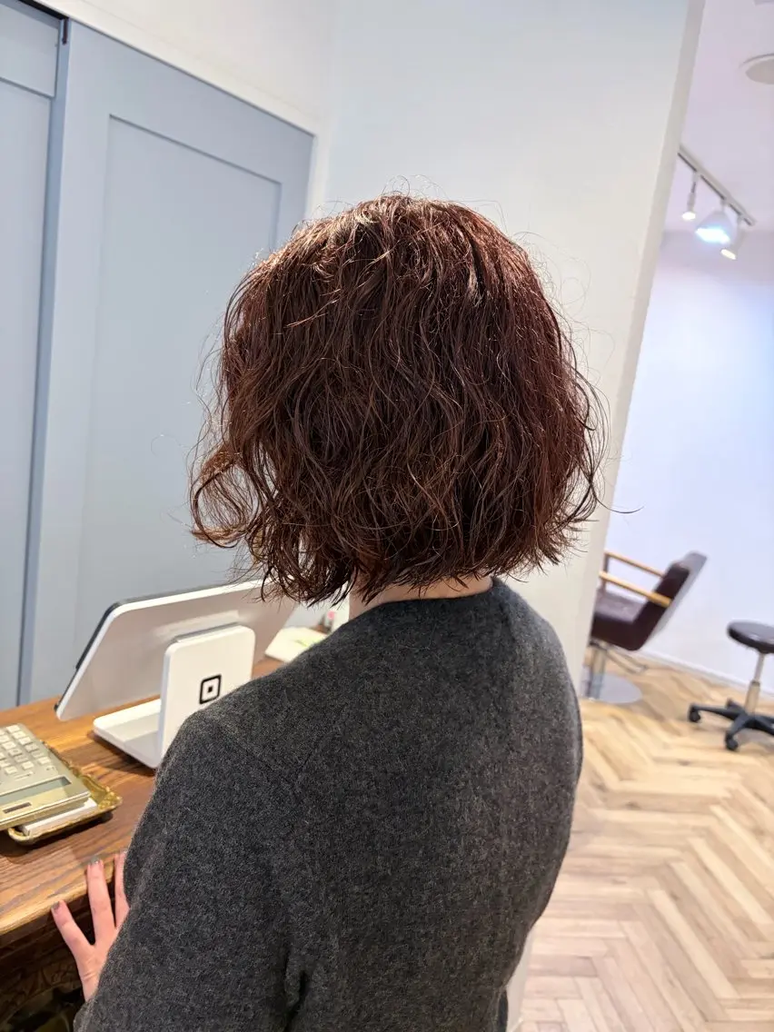 パーマ ボブ パーマ コテ巻き風パーマ🫶 竹内七渚のヘアスタイル