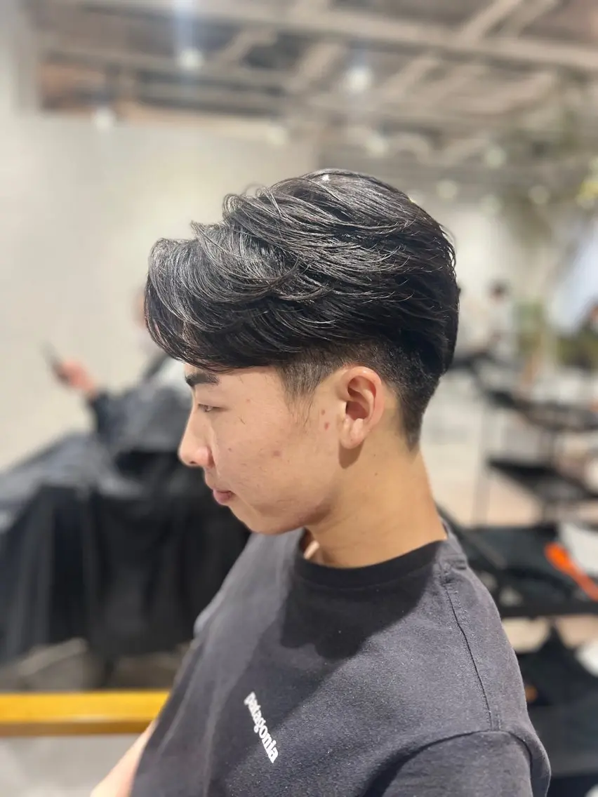 ショート カット パーマ 岸本 桂輝のヘアスタイル