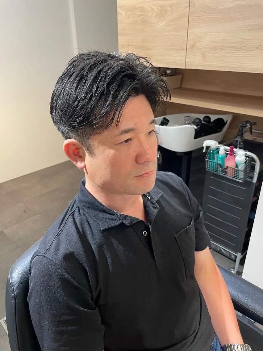ミディアム 下山 けいんのヘアスタイル