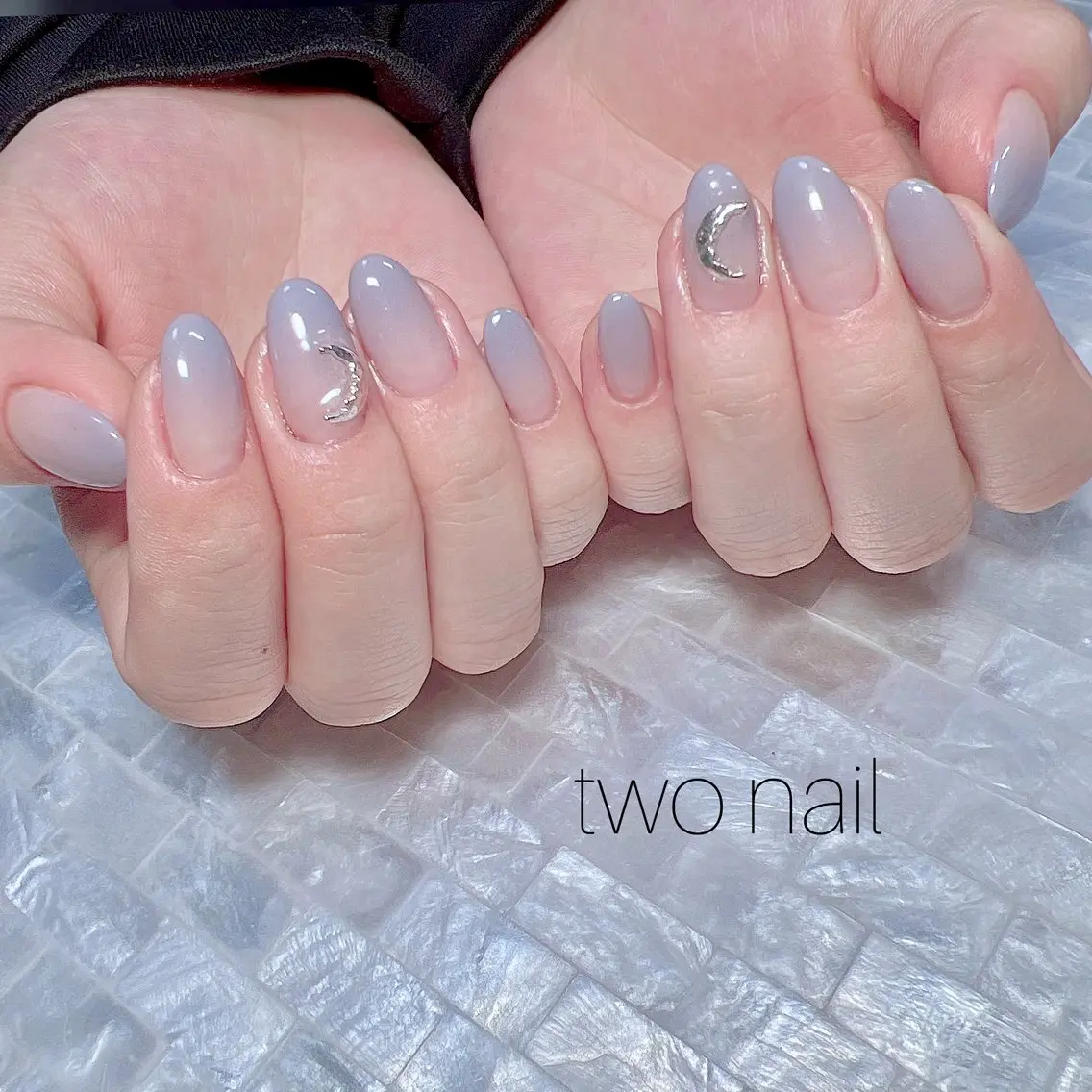 ネイル ネイルチップ ホワイト ハンドネイル two nailのネイルデザイン