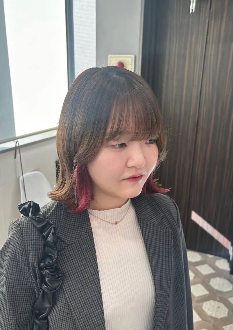 ショート HINAKO🩵 寒色カラー🪽のヘアスタイル