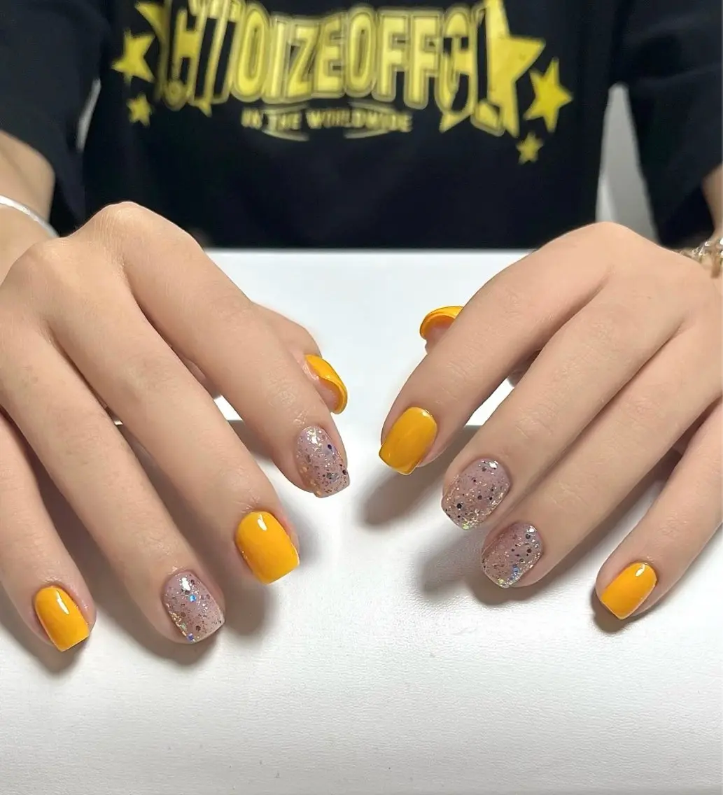 ネイル 高木 維麗絲のネイルデザイン