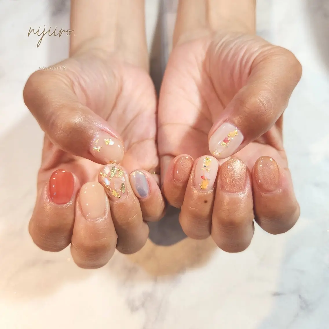 ネイル ハンドネイル nijiiro🌈 サトウのネイルデザイン