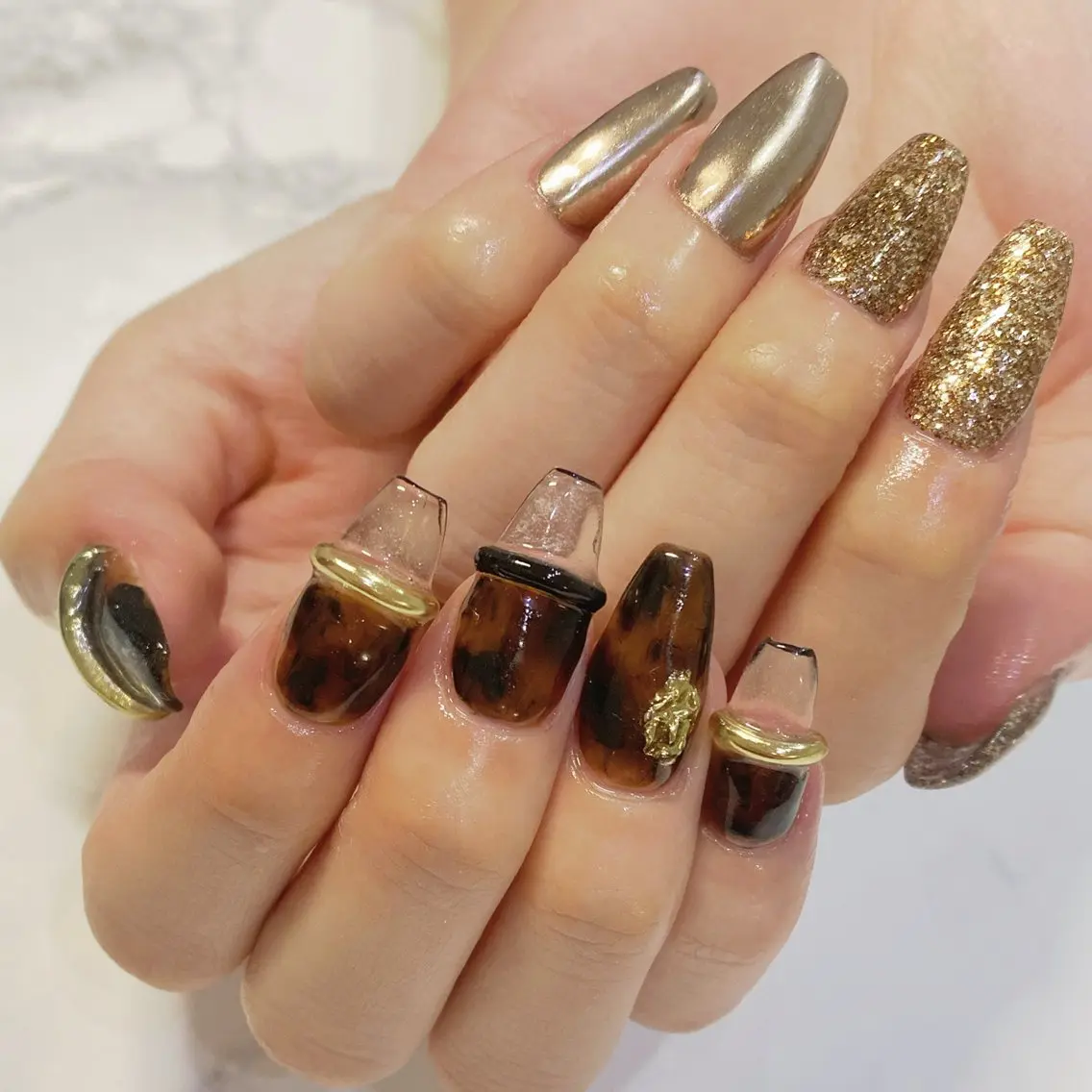 ネイル べっ甲ネイル クリアネイル 長さ出し 持ち込み スカルプネイル &U新松戸 スカルプ パラジェルフィルインのネイルデザイン