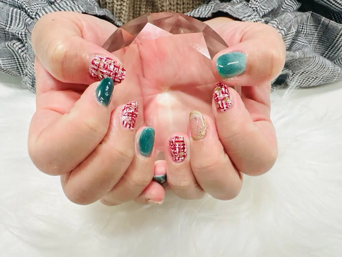ネイル ジェルネイル ツイードネイル 冬ネイル クリスマス nailsalon oluoluのネイルデザイン