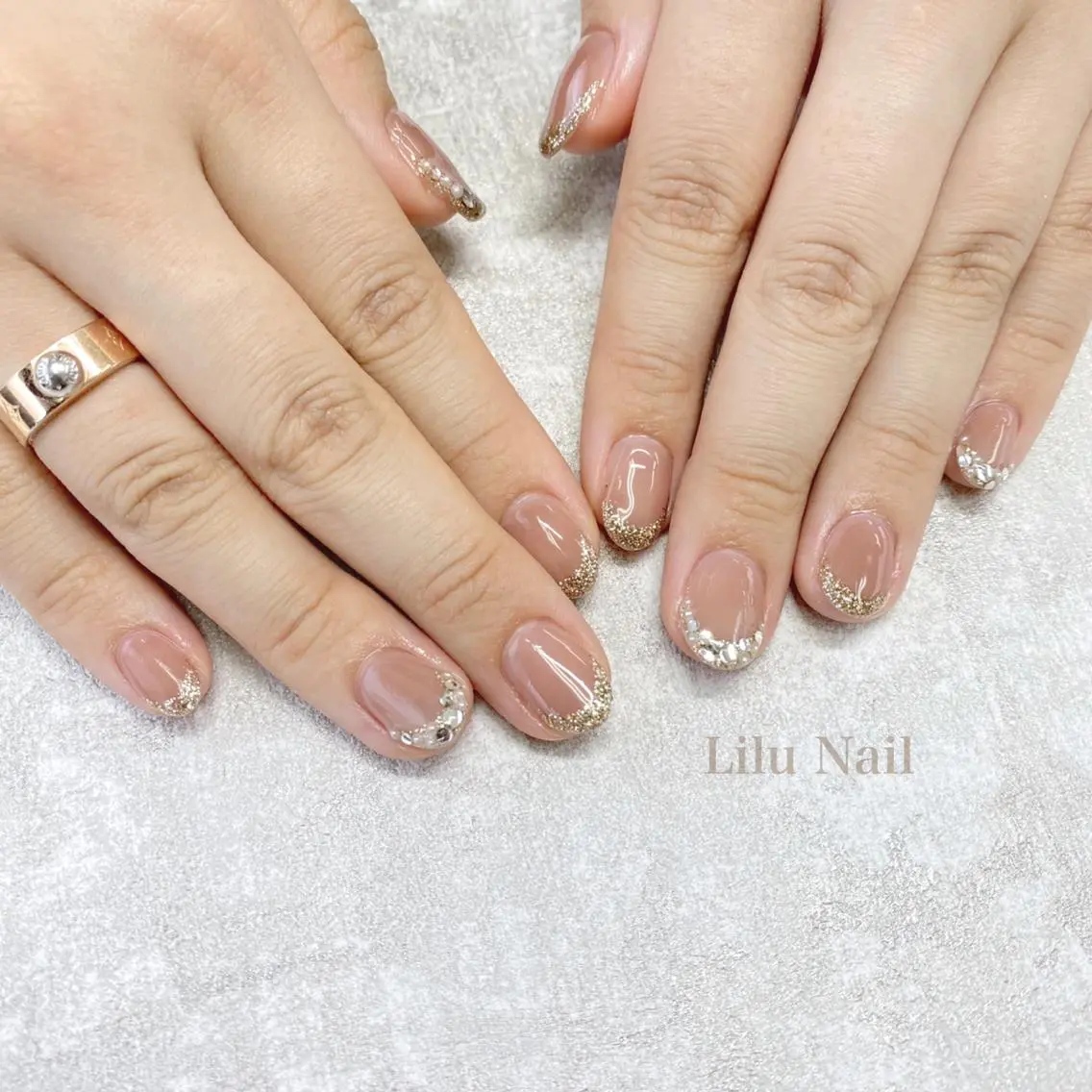 ネイル フレンチネイル モチの良さ◉ フィルインネイル♡のネイルデザイン