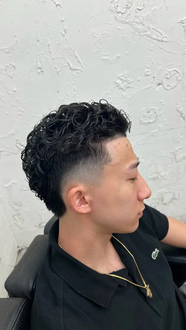 ショート パーマ メンズ メンズパーマ 渋谷メンズ 松永蓮のヘアスタイル