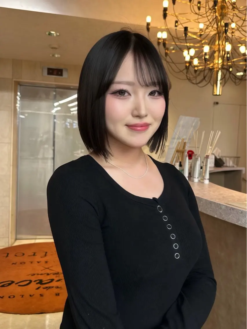 ショート カラー ヘアカラー トリートメント も も えのヘアスタイル