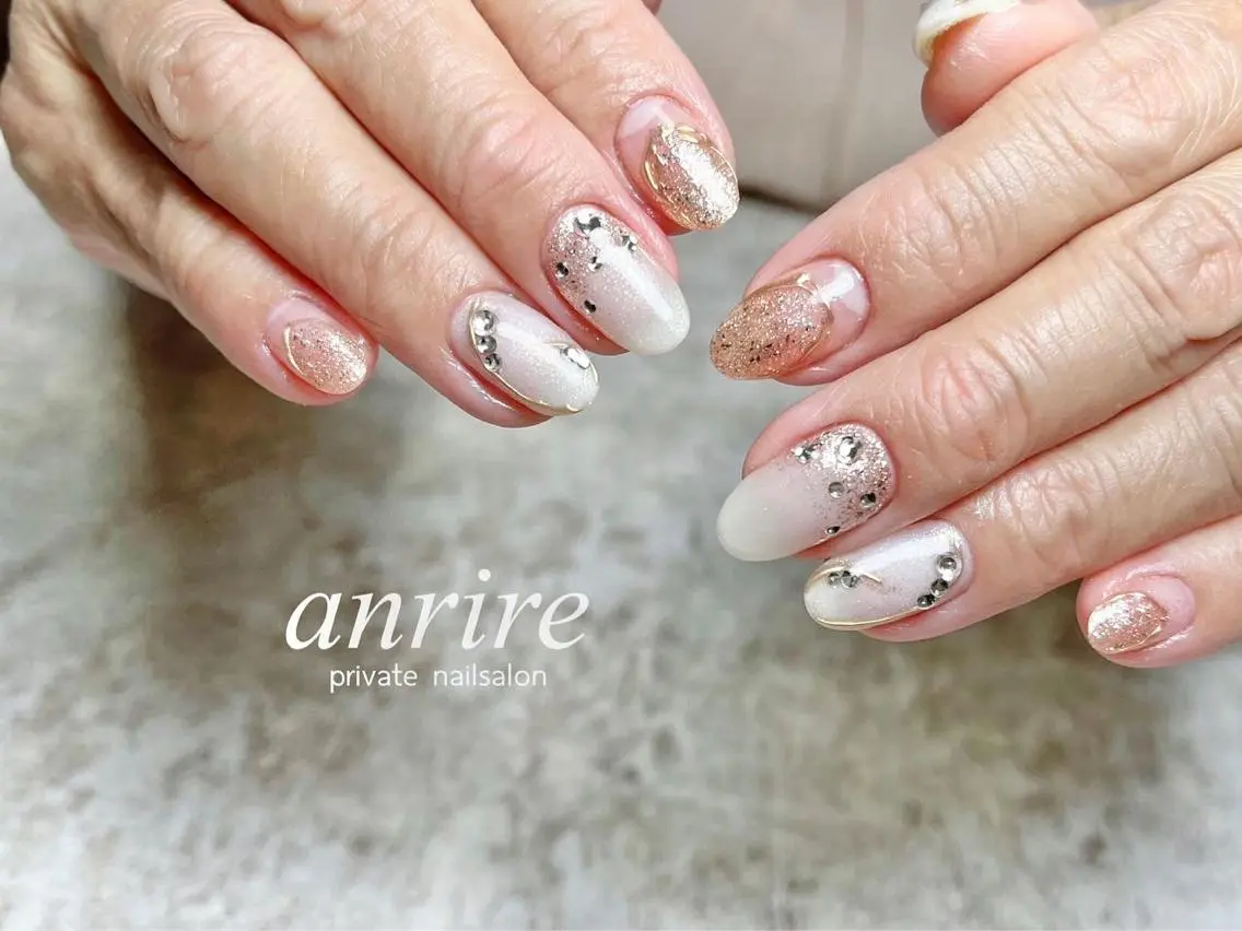 ネイル ジェルネイル キラキラネイル ラメ(グリッター) ミラーネイル パラジェル ハンドネイル nailsalon anrireのネイルデザイン