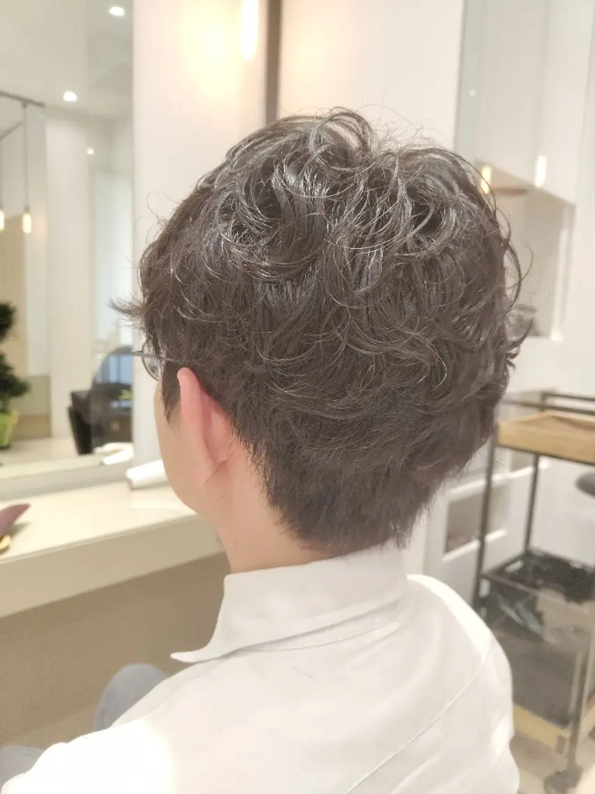 メンズ ダウンパーマ メンズパーマ プードルパーマ ツーブロック 刈り上げ カット パーマ Fucai tomocoのヘアスタイル