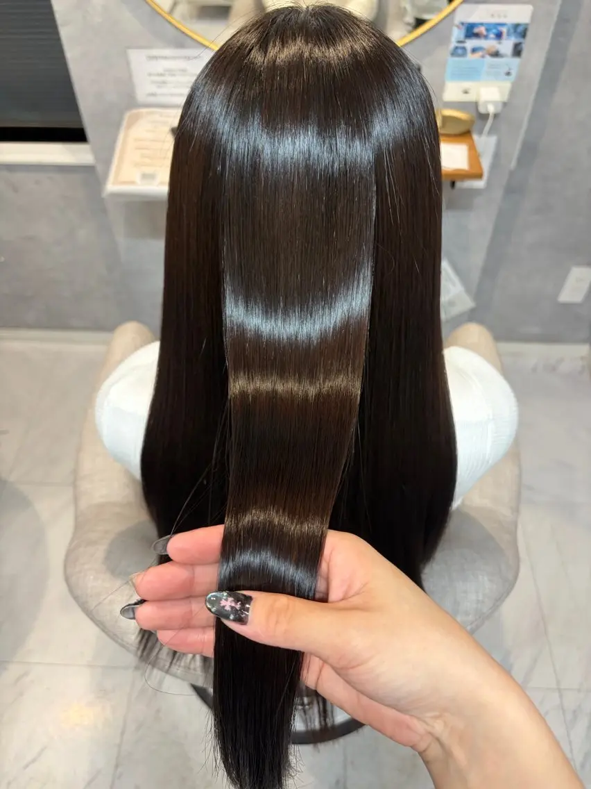 ロング 縮毛矯正 艶髪矯正🫧Fee ゆいのヘアスタイル