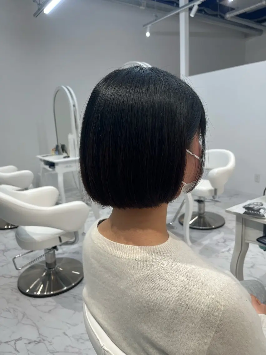 ショート u nagomiのヘアスタイル