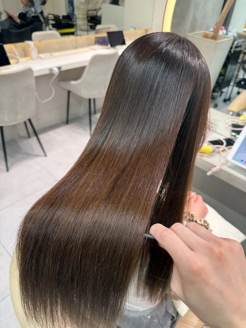 ロング カット 縮毛矯正 トリートメント ゆーだい🇰🇷韓国 🇰🇷×髪質改善のヘアスタイル