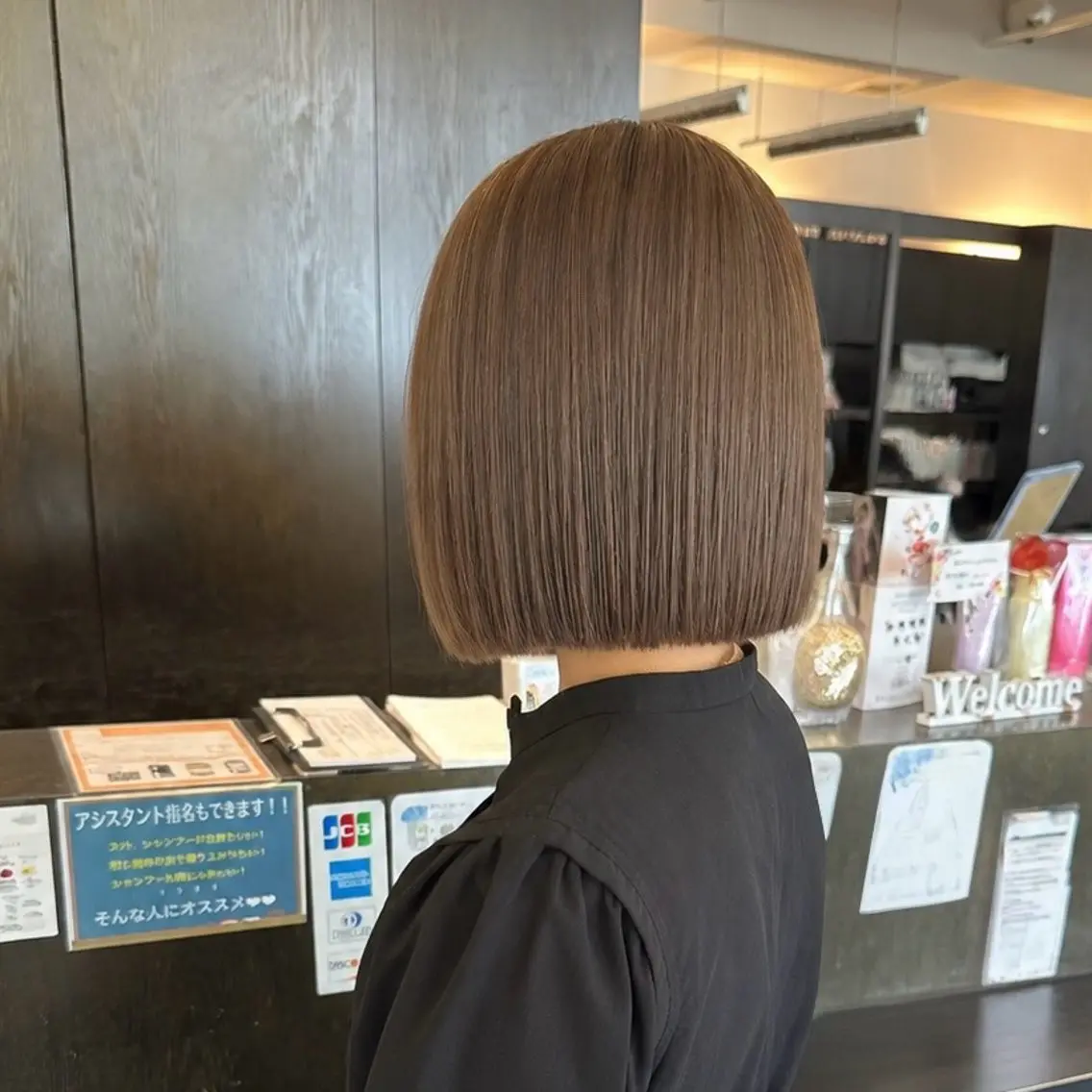 ショート カラー ベージュカラー 透明感カラー ボブ カット ヘアカラー 近藤 優羽のヘアスタイル
