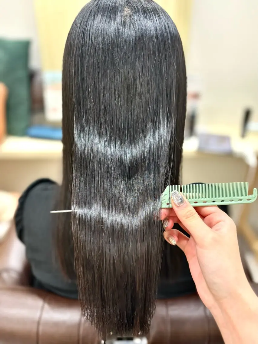 ロング ✮透明感カラー 泉 凜花のヘアスタイル