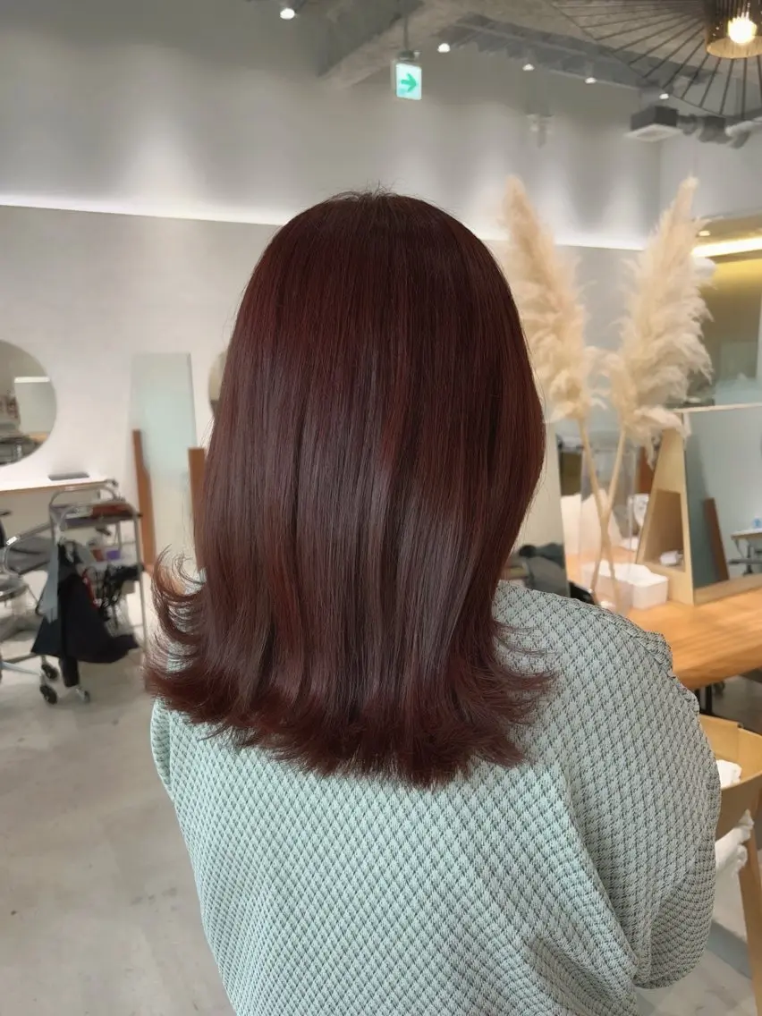 ミディアム カット ヘアカラー 宮澤 美幸のヘアスタイル