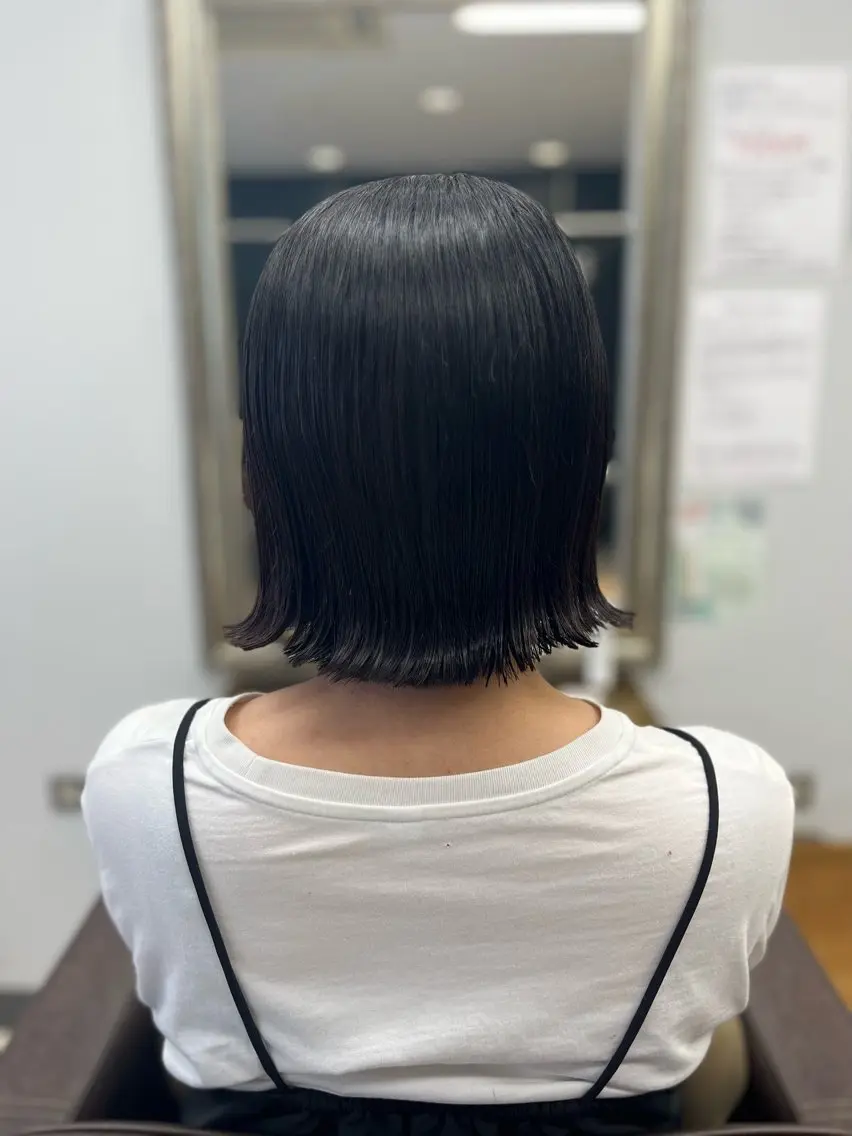 ショート カラー 切りっぱなしボブ ボブ 産休の為お休みです! 小島凜のヘアスタイル