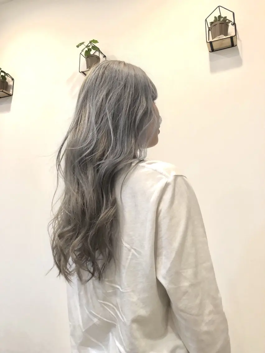 ロング カラー ベージュカラー ブリーチ ケアブリーチ ダブルカラー ハイライトカラー a/n アンのマツエク・マツパデザイン