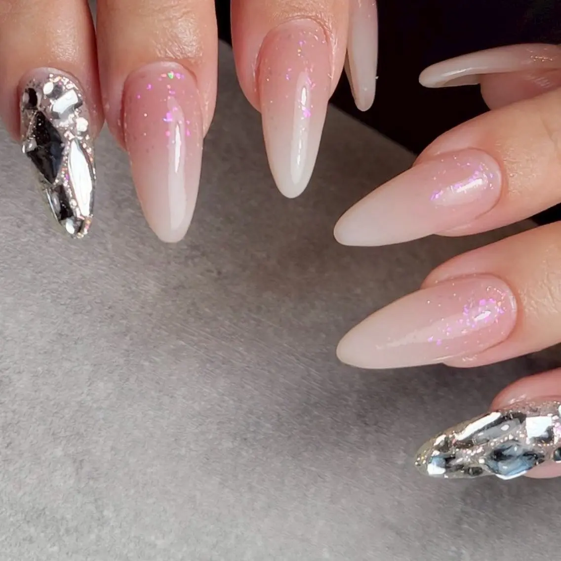 ネイル スカルプネイル ワンホンネイル MU5-nail 金山ネイルサロンのネイルデザイン