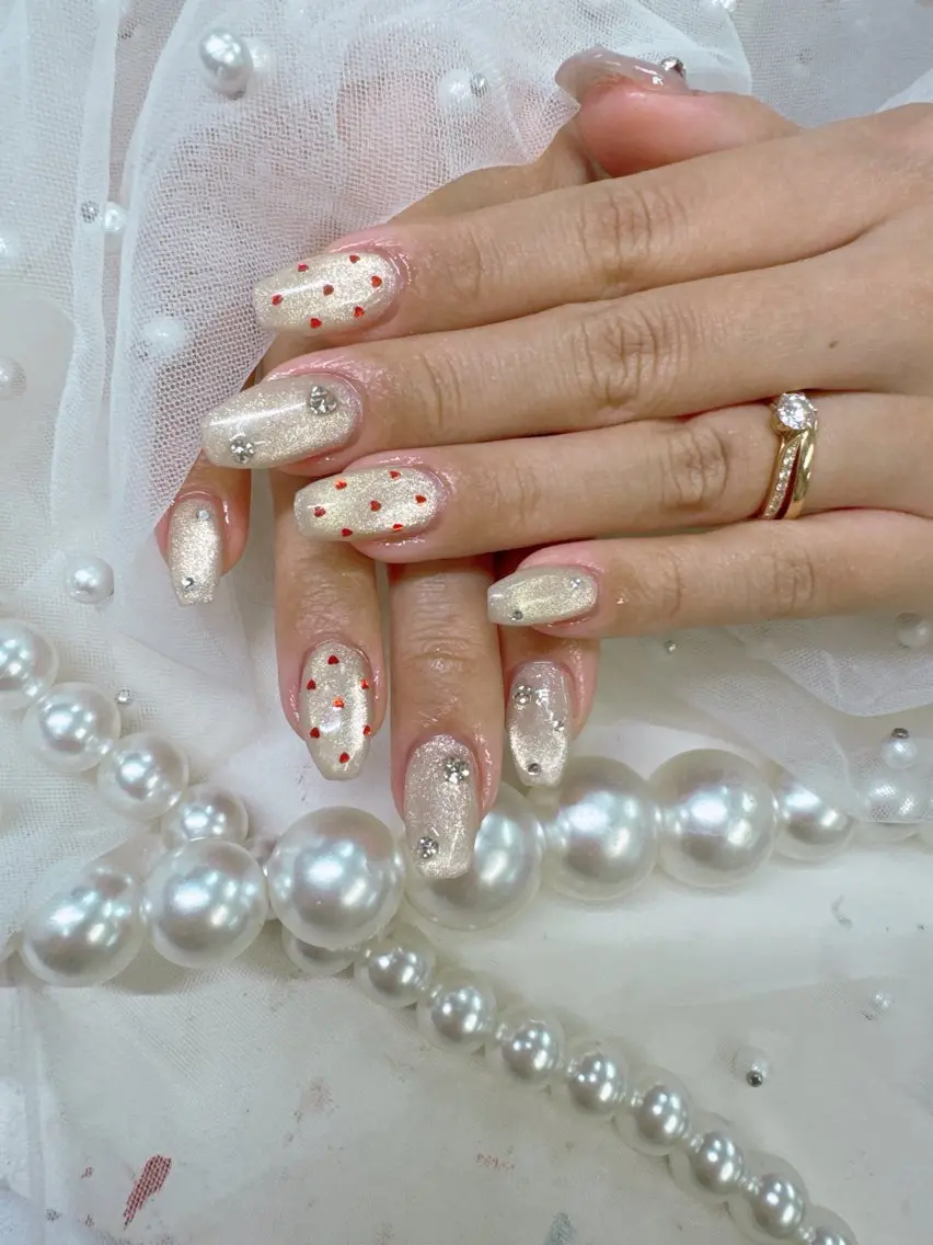 ネイル フレンチネイル ジェルネイル ガラスフレンチ キラキラネイル パラジェル ハンドネイル Queeens nailのネイルデザイン