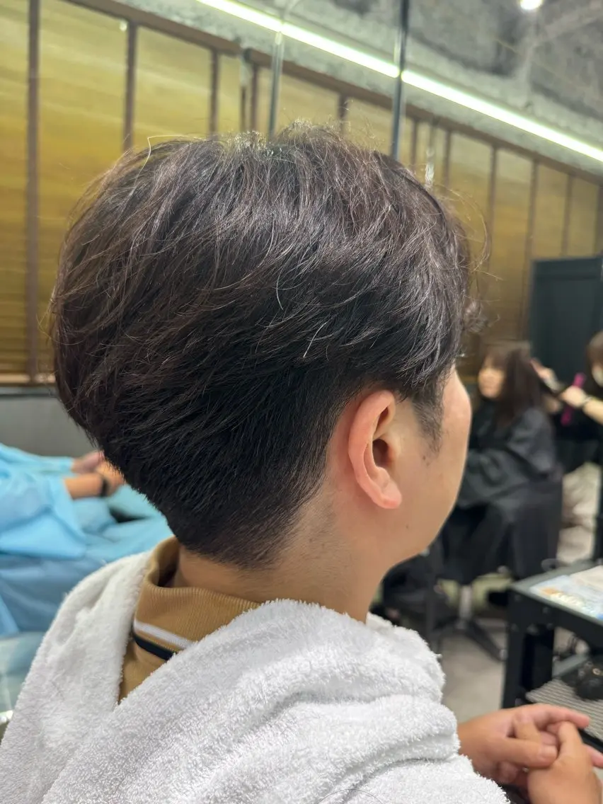ショート メンズ メンズスタイリスト ティアラ👑のヘアスタイル