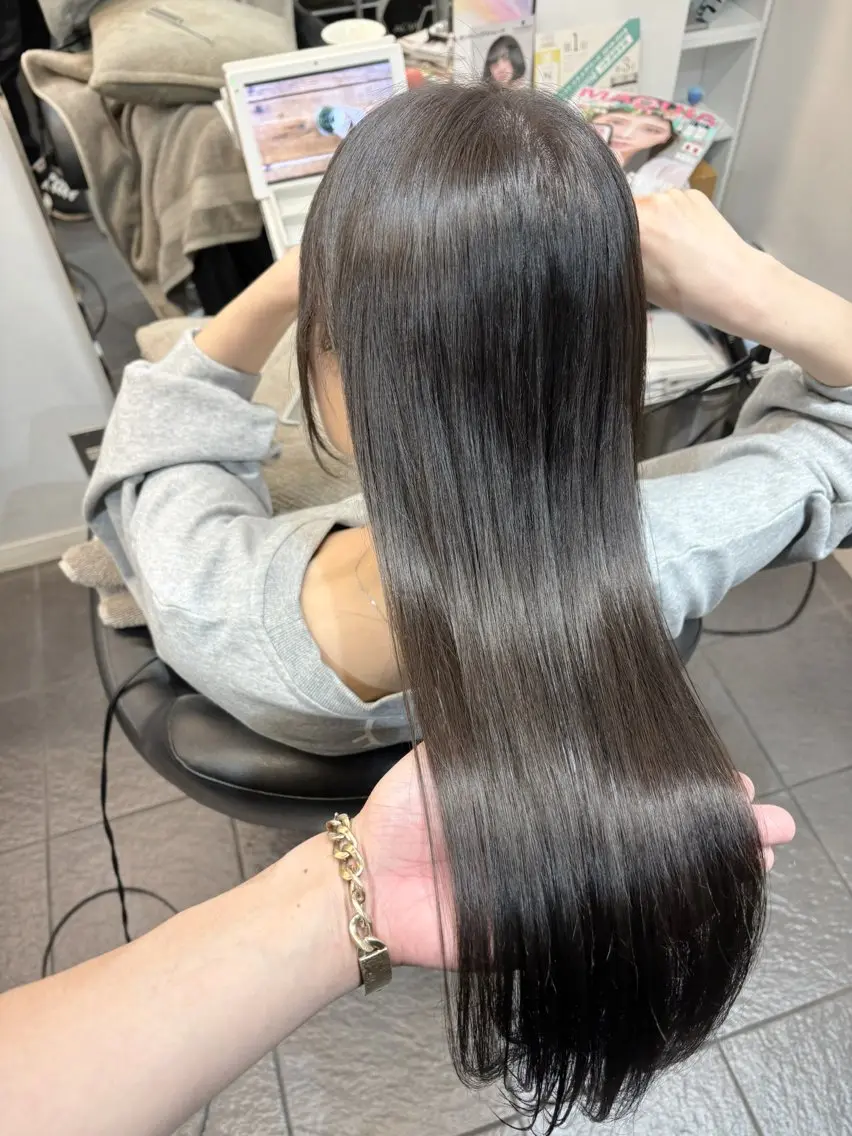 カラー アッシュ アッシュグレー アッシュグレージュ グレージュ ヘアカラー トリートメント ヘッドスパ グレージュ/髪質改善 Yamato.hのヘアスタイル