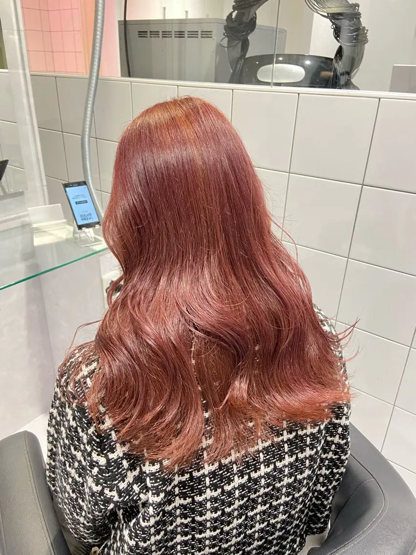 セミロング カラー センターパート特化 井上健太のヘアスタイル