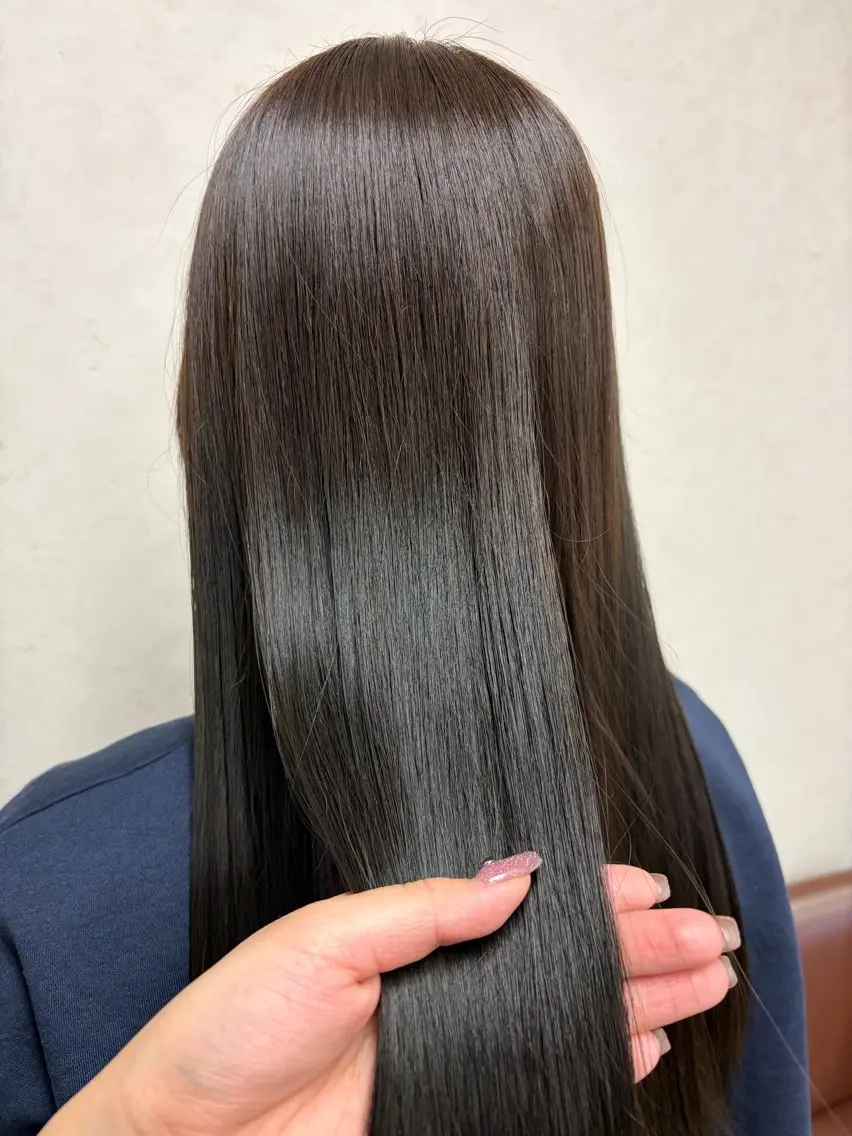 ロング ヘアカラー トリートメント ナチュラル／透明感 💎maoのヘアスタイル