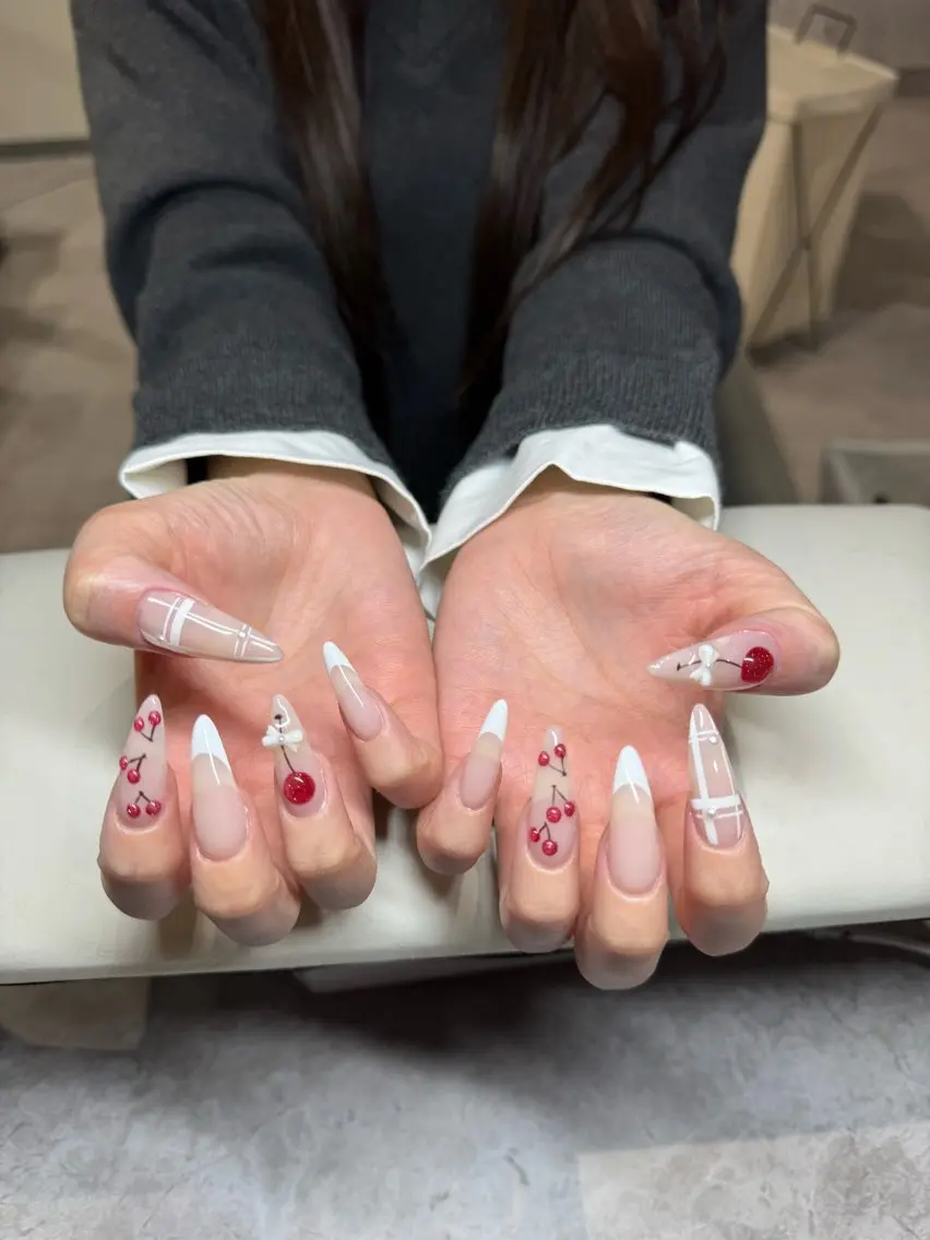 ネイル ぷっくりネイル ハンドネイル IROHA NAIL 北村菜帆のネイルデザイン