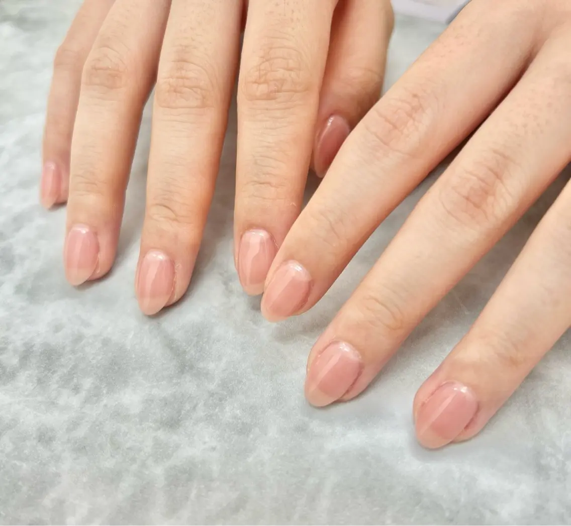 ネイル オフィスネイル ワンカラーネイル nailroom amyのネイルデザイン