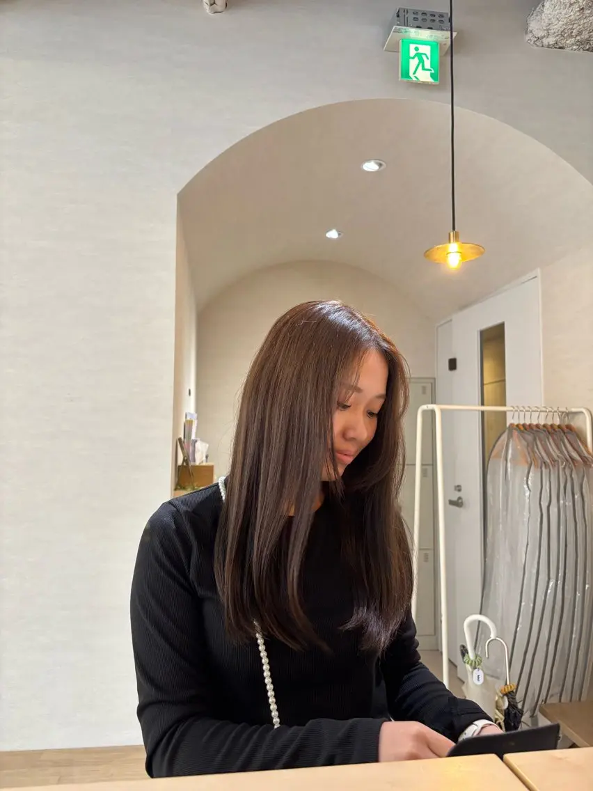 セミロング ヘアカラー トリートメント 段野吾颯 ／ベージュカラーのヘアスタイル
